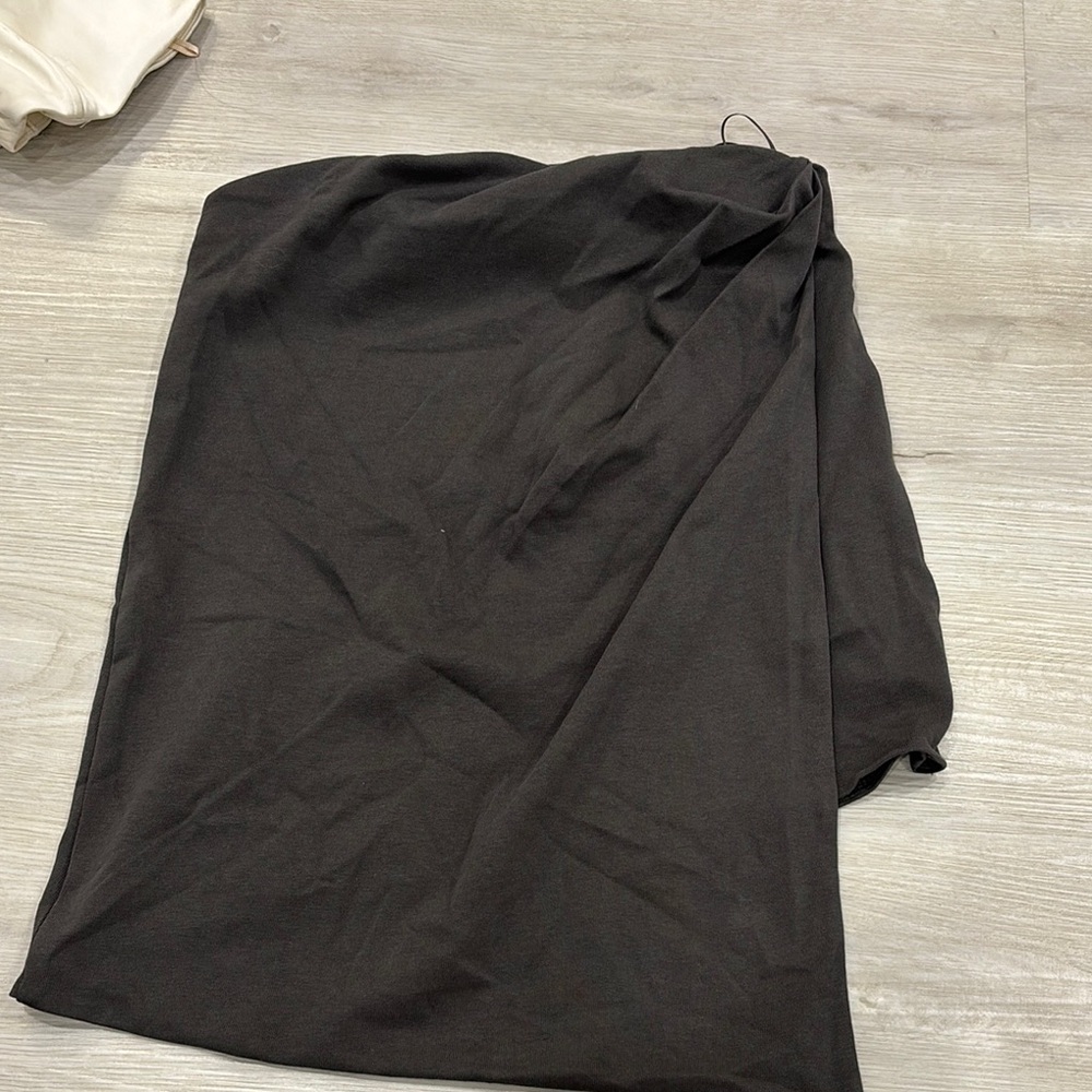 Elegant Black Women's Skirt